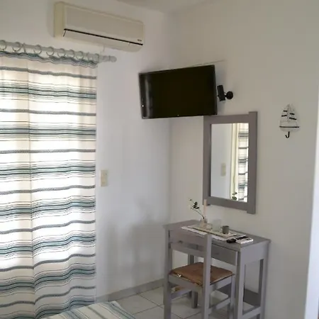 Althea Paros 3*